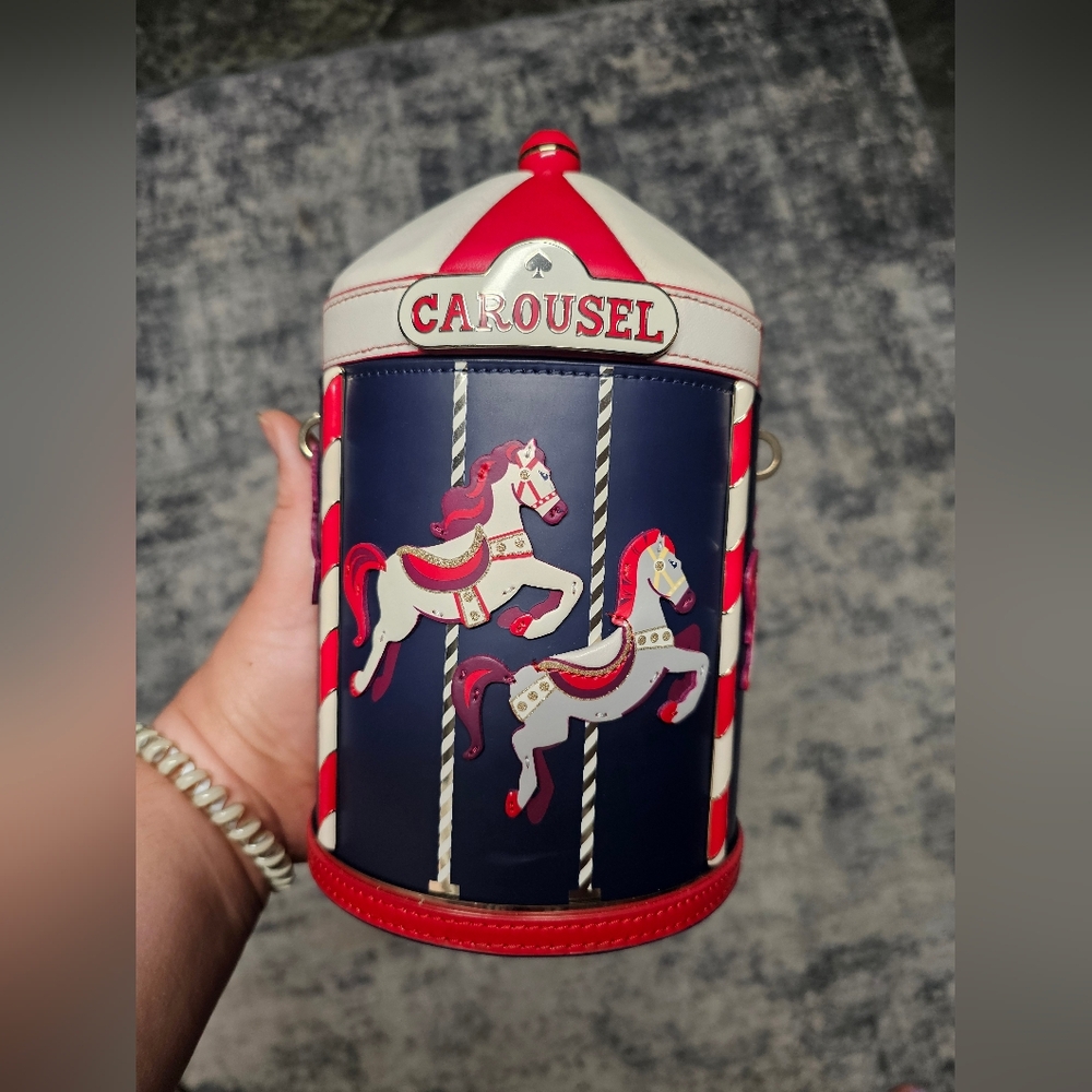 Kate Spade Red and Navy Carousel Bag